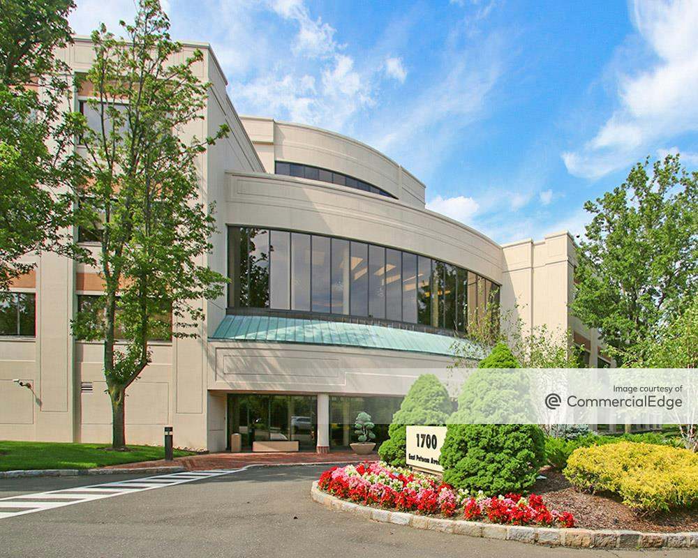 1700 East Putnam Avenue, Old Greenwich, CT Office Space